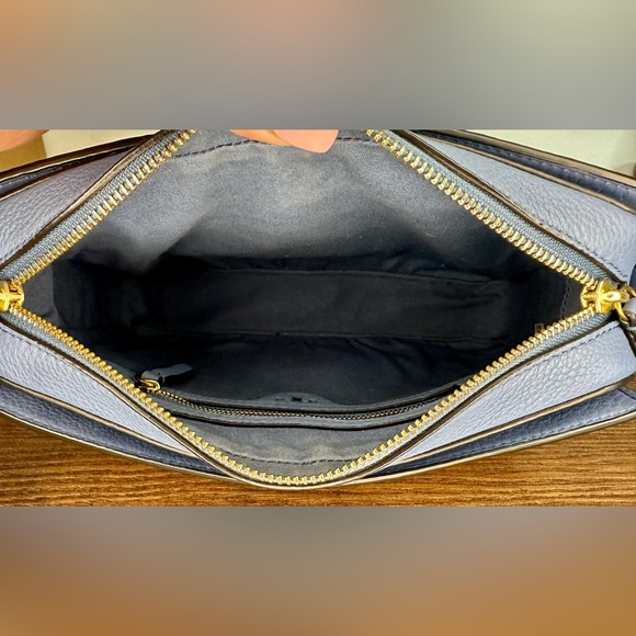 Tory Burch Gemini Link Camera Bag Blue - Picture 7 of 11